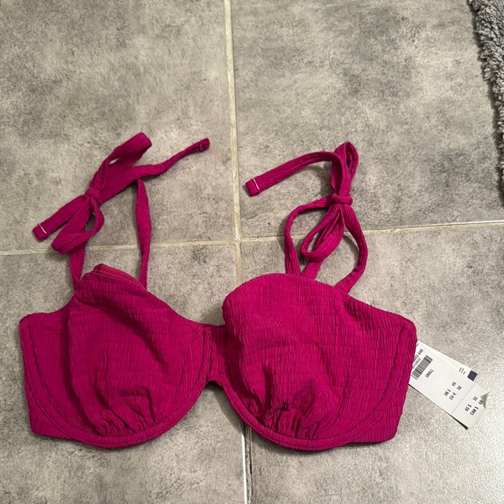 Abercrombie & Fitch Pink Bikini Top with Adjustable Straps